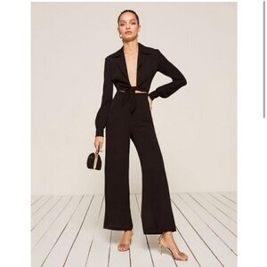 Reformation Jett Jumpsuit in Black. Size 2